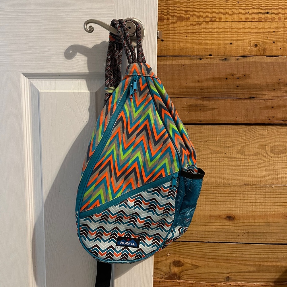Kavu Multicolor Zigzag Sling Bag